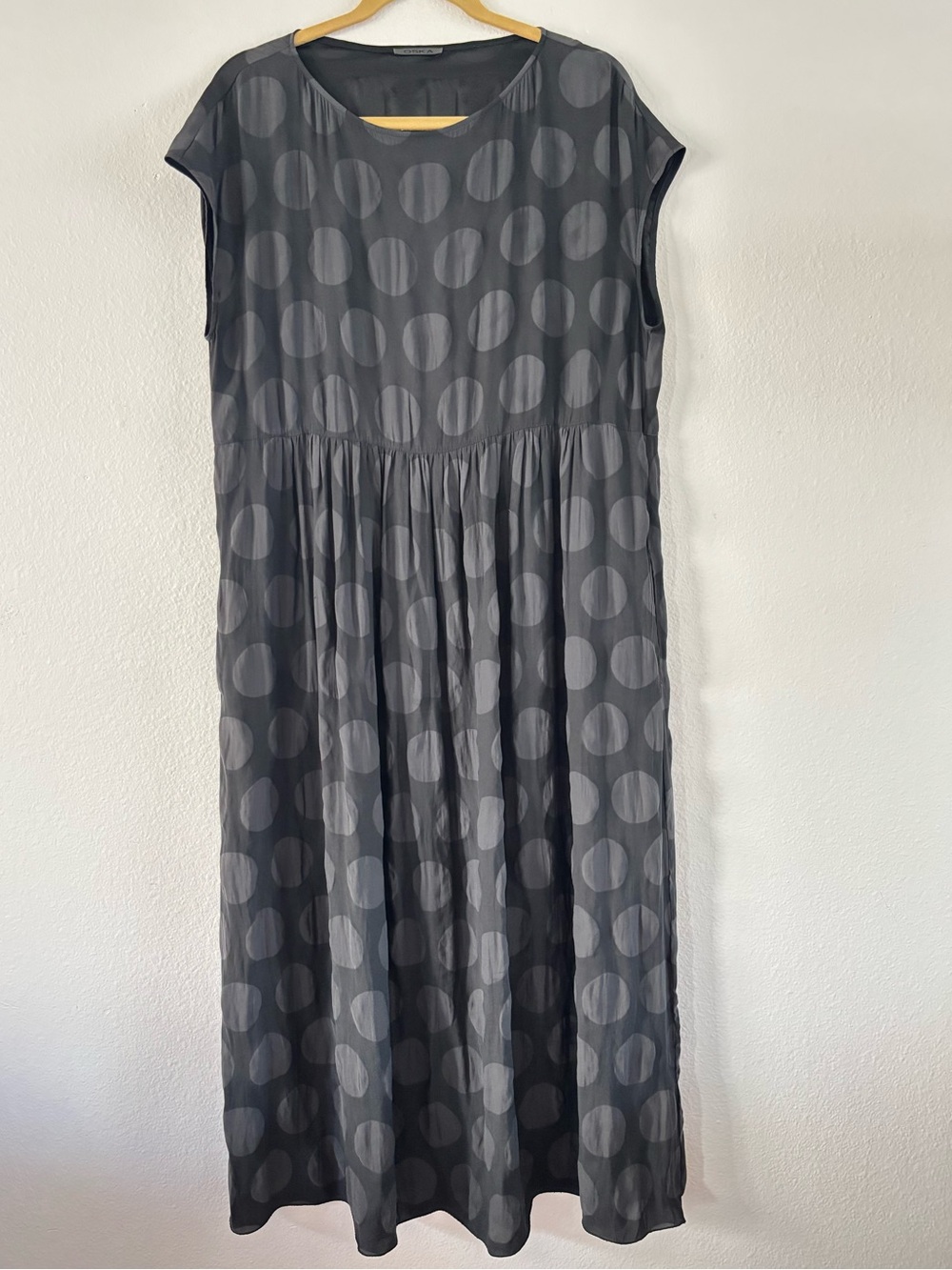 OSKA Charcoal Grey Oversized Polka Dot Lagenlook Midi Dress